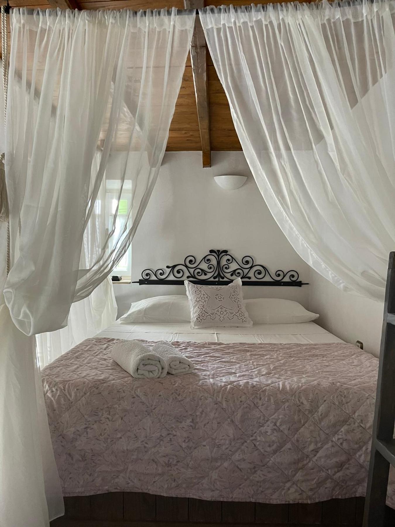 Matsas Mansions Holiday home Folegandros Town