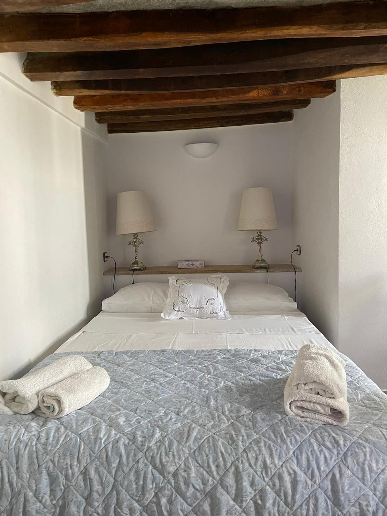 Holiday home Matsas Mansions Folegandros Town