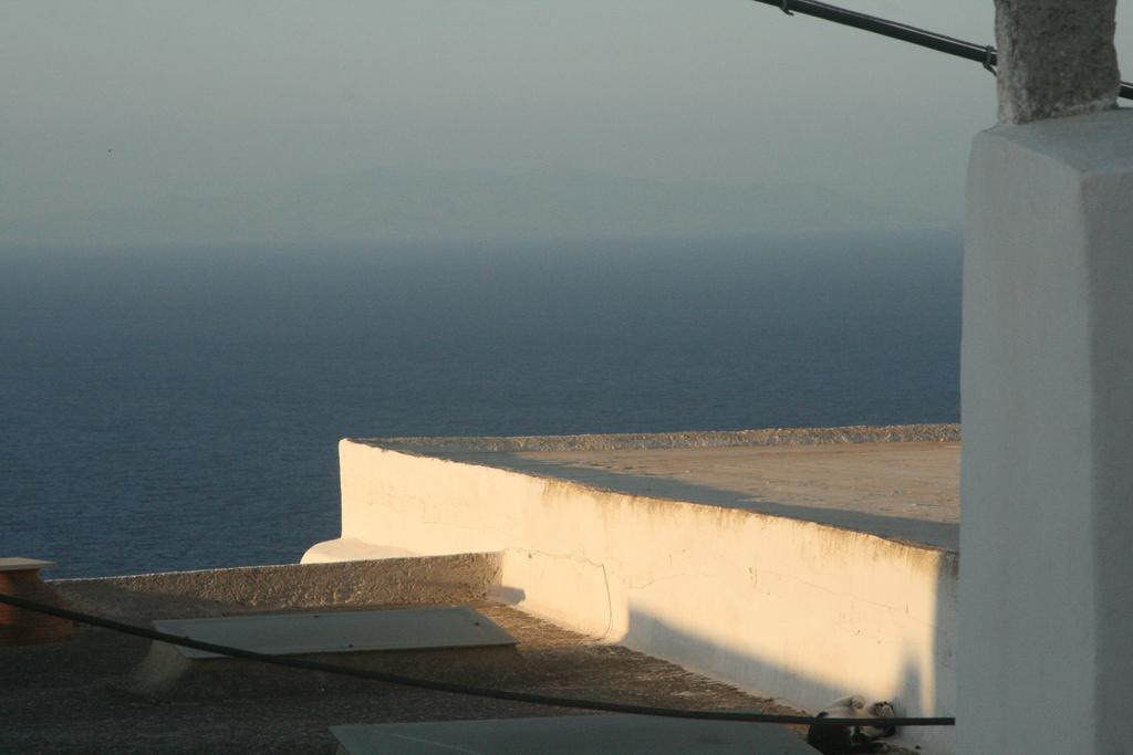 Matsas Mansions * Folegandros Town