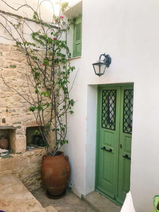 Holiday home Matsas Mansions Folegandros Town